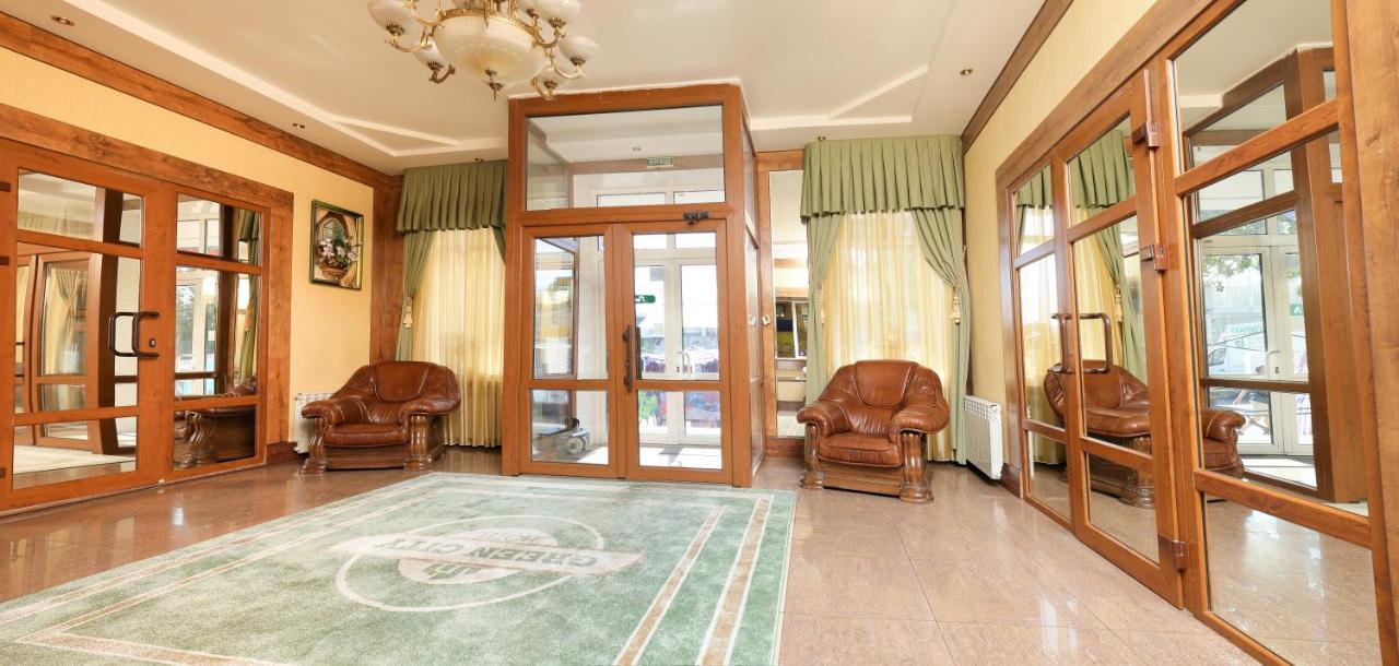 Green City Hotel Nikolayev Bagian luar foto